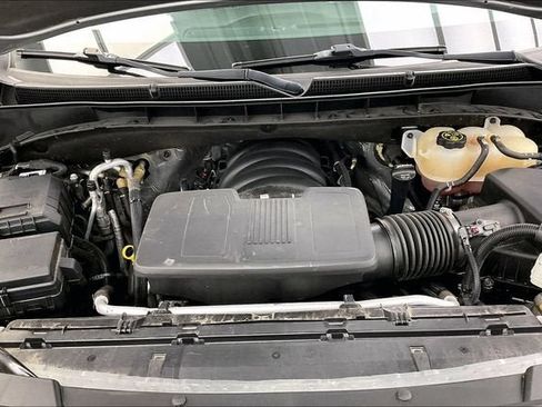 Certified 2023 GMC Yukon XL AT4 w/ AT4 Premium Package AWD/4WD image 29