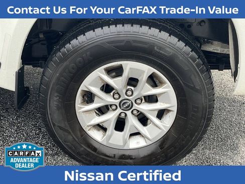 Certified 2024 Nissan Frontier SV image 32