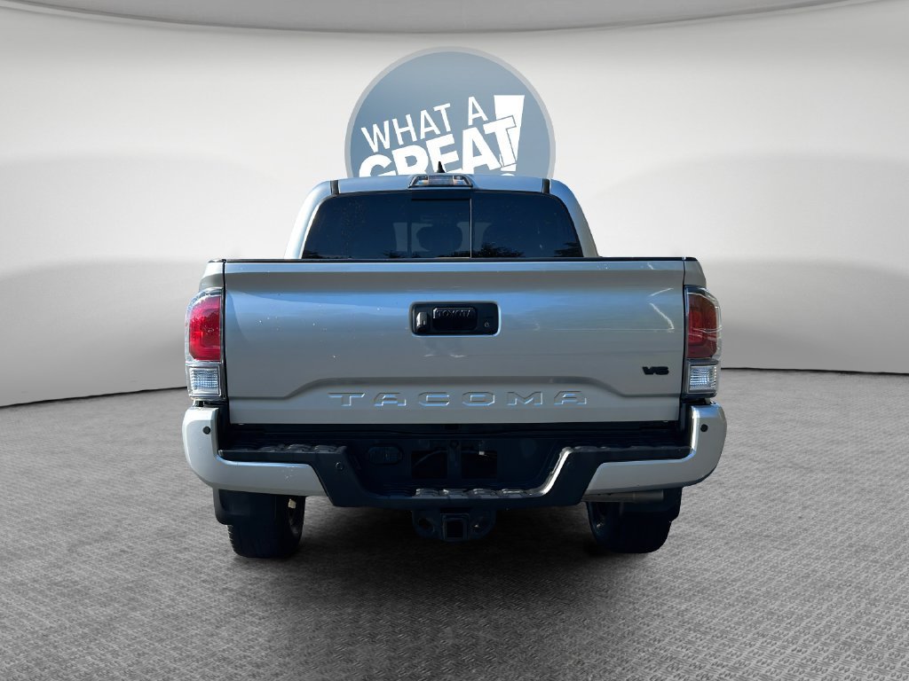 Used 2023 Toyota Tacoma TRD Sport w/ Technology Package AWD/4WD image 5