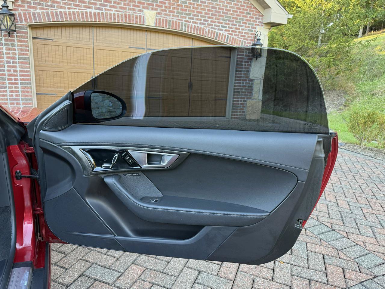Used 2015 Jaguar F-TYPE Convertible RWD image 23