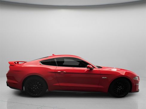 Used 2022 Ford Mustang GT Premium w/ GT Performance Package image 5