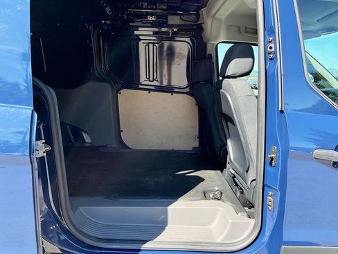 Used 2023 Ford Transit Connect XL FWD image 25