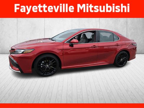 Used 2024 Toyota Camry XSE image 3