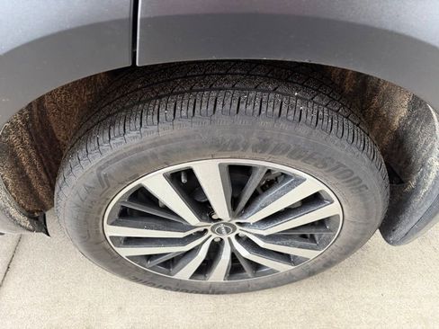 Used 2025 Nissan Pathfinder Platinum w/ Cargo Package FWD image 11