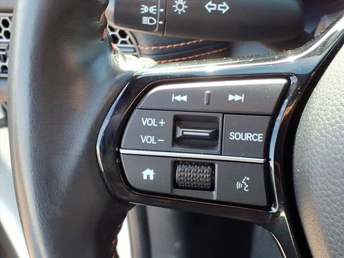 Certified 2023 Honda HR-V Sport image 17