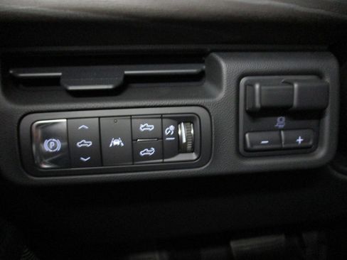 New 2025 GMC Sierra EV Denali image 23