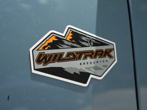 Used 2023 Ford Bronco Wildtrak AWD/4WD image 19