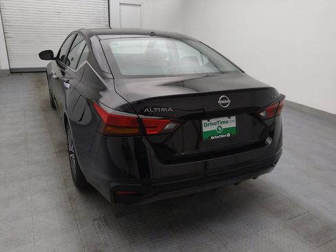 Used 2024 Nissan Altima 2.5 SV image 6