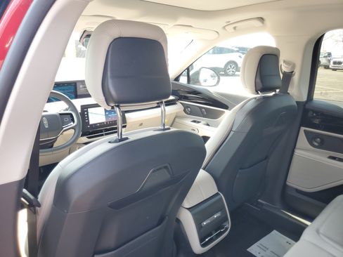 New 2026 Lincoln Nautilus Premier w/ Equipment Group 102A AWD/4WD image 28