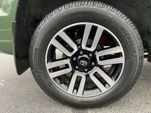 Certified 2022 Toyota 4Runner Limited AWD/4WD image 37