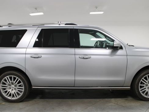 Used 2024 Ford Expedition Max Limited AWD/4WD image 11