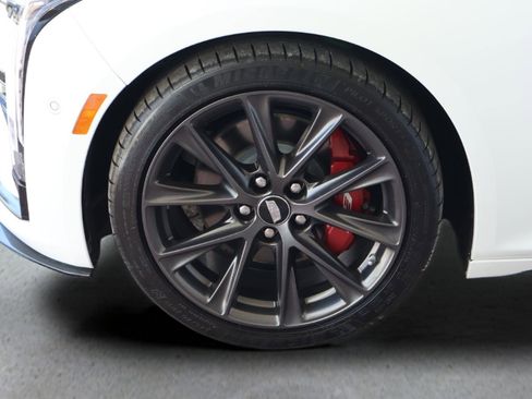Used 2025 Cadillac CT5 V image 8