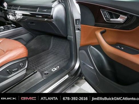 Used 2019 Audi Q7 3.0T Prestige w/ Prestige Package image 27