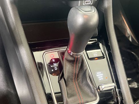 Used 2022 Jeep Compass Trailhawk w/ Trailhawk Convenience Group image 16