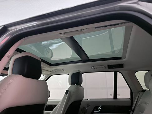 Used 2021 Land Rover Range Rover Westminster Edition image 24