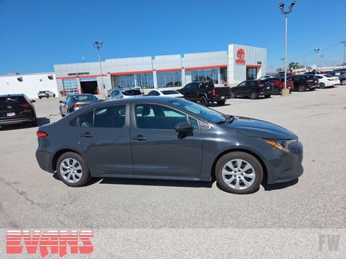 Certified 2024 Toyota Corolla LE FWD image 2