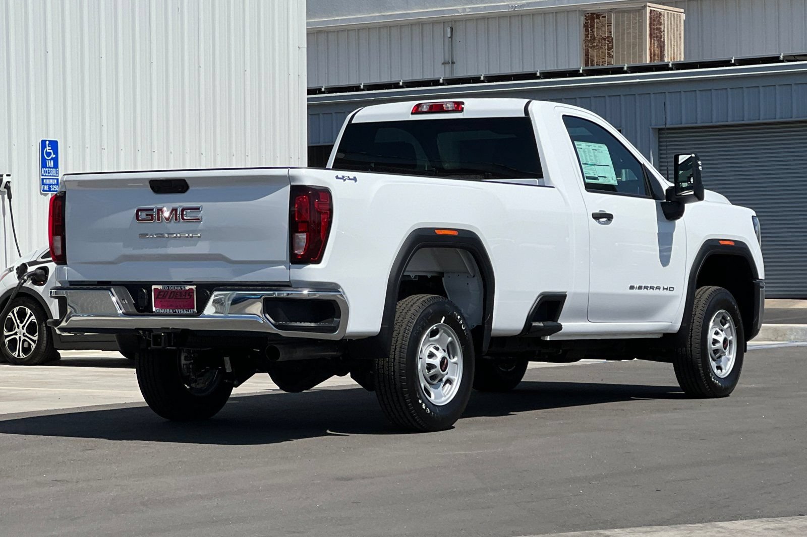 New 2025 GMC Sierra 2500 Pro w/ Convenience Package AWD/4WD image 4
