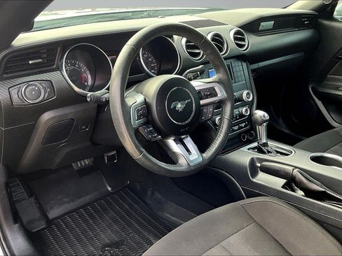 Used 2022 Ford Mustang Coupe RWD image 17