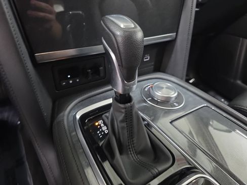 Used 2024 Nissan Armada SV AWD/4WD image 24