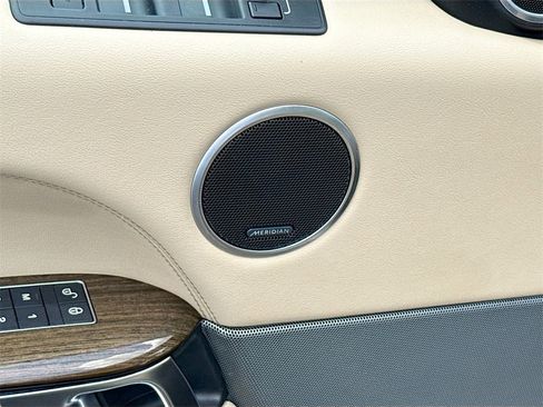 Used 2017 Land Rover Range Rover Sport HSE image 20