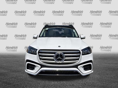 New 2026 Mercedes-Benz GLS 450 4MATIC image 3