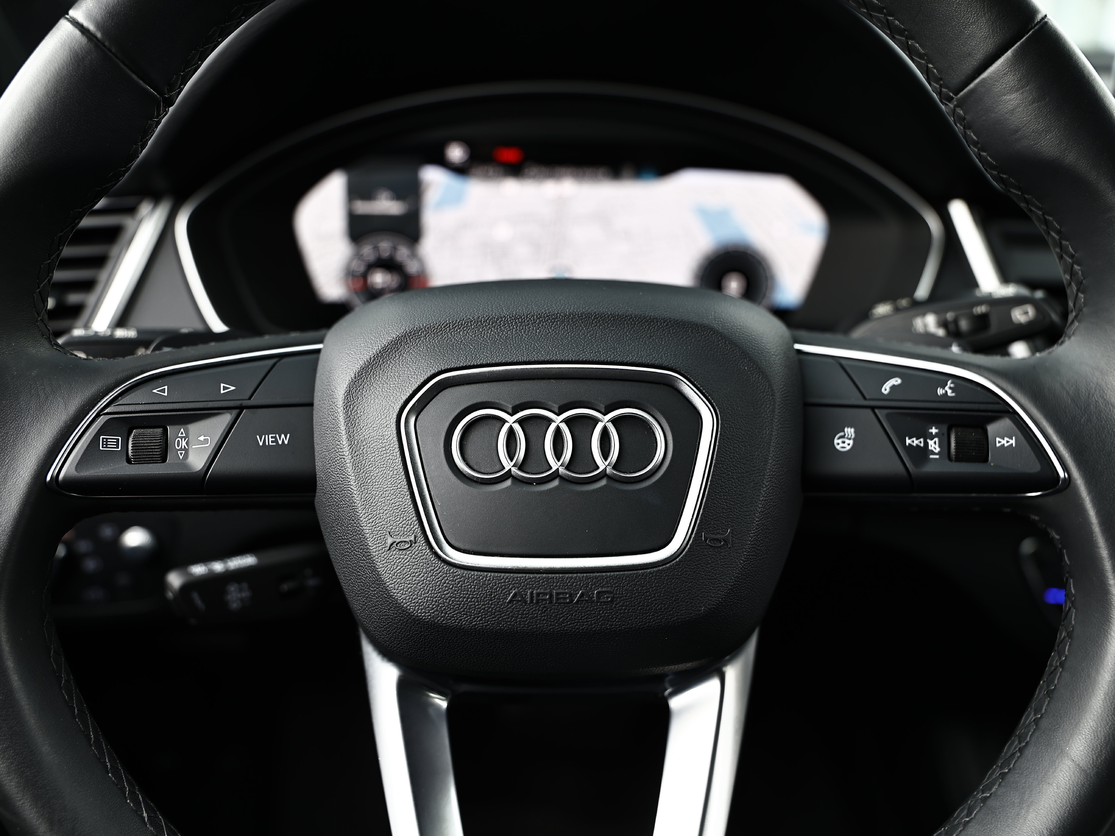 Used 2023 Audi Q5 2.0T Prestige AWD/4WD image 32