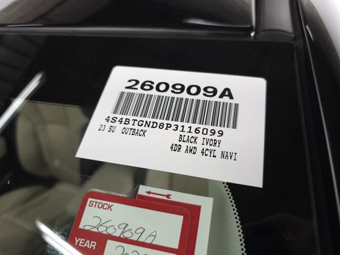 Used 2023 Subaru Outback Limited XT AWD/4WD image 34