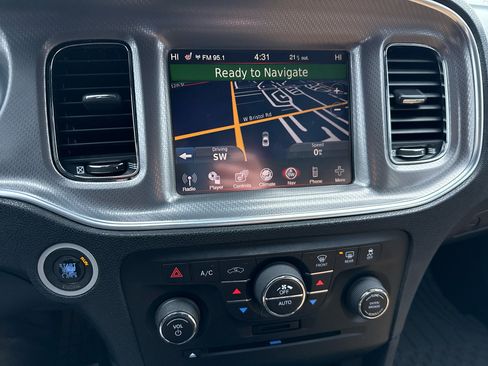 Used 2011 Dodge Charger R/T w/ Driver Confidence Group image 16