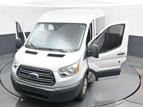 Used 2016 Ford Transit 350 XLT image 45