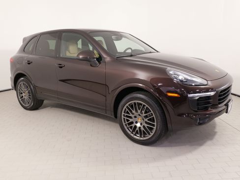 Used 2017 Porsche Cayenne image 7