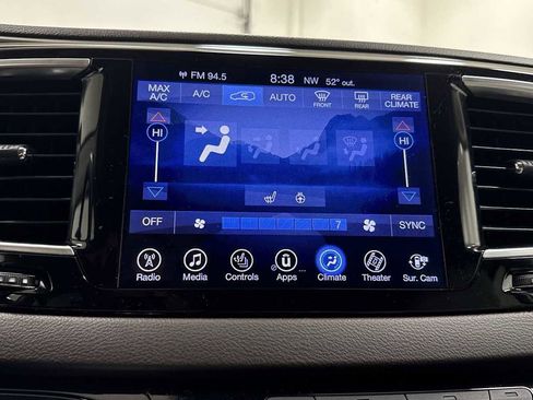 Used 2017 Chrysler Pacifica Touring-L Plus w/ Advanced Safetytec Group image 20