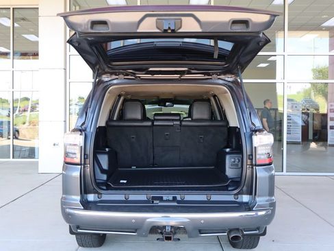 Used 2018 Toyota 4Runner Limited AWD/4WD image 8