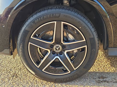 New 2026 Mercedes-Benz GLC 300 4MATIC image 11
