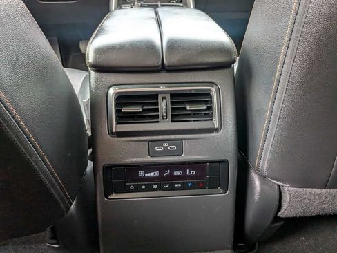 Used 2024 MAZDA CX-90 3.3 Turbo w/ Premium Package AWD/4WD image 15