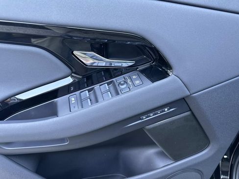 New 2026 Land Rover Range Rover Evoque S AWD/4WD image 19