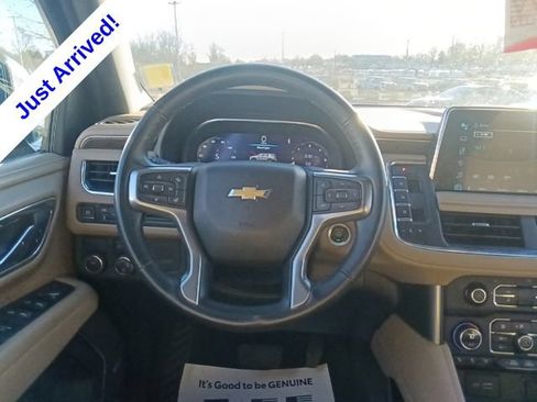 Used 2024 Chevrolet Suburban Premier RWD image 26