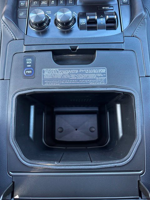 Used 2017 Lexus LX 570 4WD w/ Luxury Package image 53