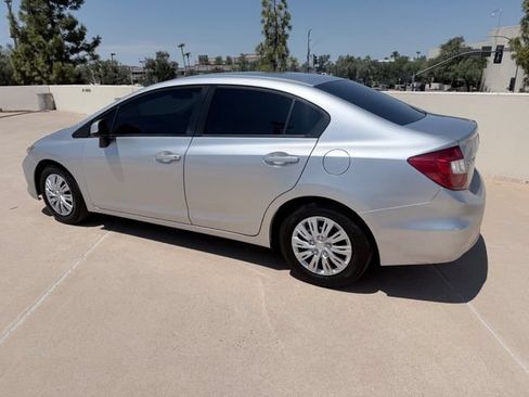 Used 2012 Honda Civic LX image 6