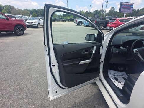 Used 2013 Ford Edge Sport w/ Driver Entry Pkg FWD image 7