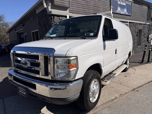 Used 2011 Ford E-250 and Econoline 250 E 250 3dr Cargo Van w/ PWR Group image 2