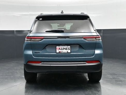 New 2026 Jeep Grand Cherokee Limited w/ Limited Altitude Package image 7