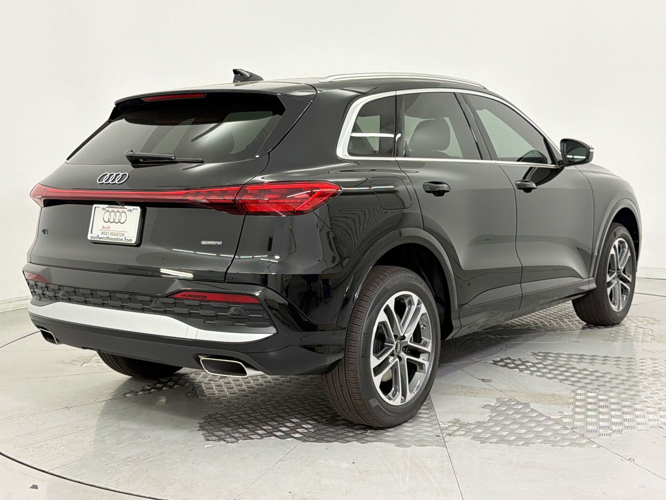 New 2026 Audi Q5 Premium AWD/4WD image 9