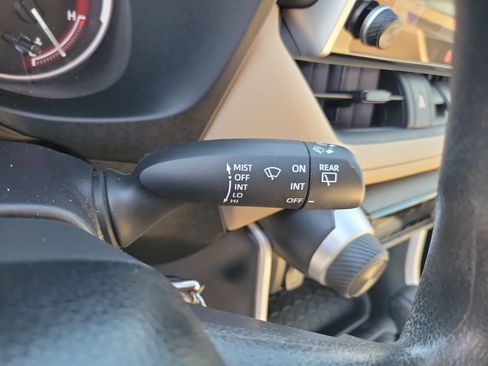 Certified 2025 Toyota RAV4 LE image 29