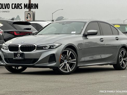 Used 2023 BMW 330e 330e iPerformance image 1