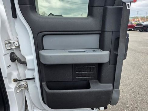 Used 2014 Ford F150 XLT w/ Trailer Tow Package RWD image 13