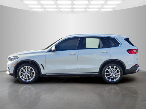 Used 2021 BMW X5 xDrive40i w/ Convenience Package image 3