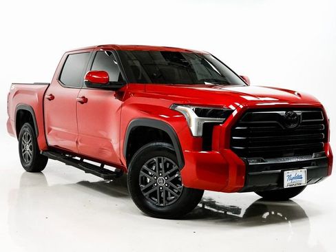 Used 2024 Toyota Tundra SR5 w/ SR5 Convenience Package image 6