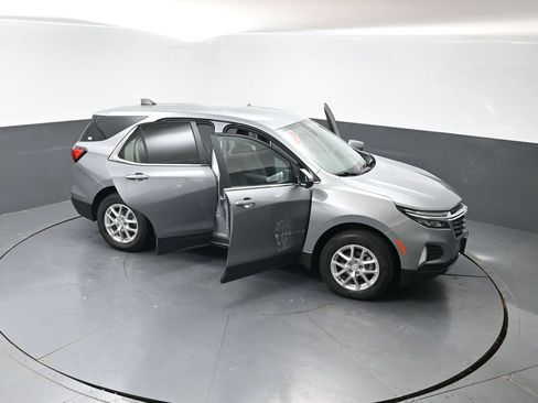 Used 2023 Chevrolet Equinox LT AWD/4WD image 61
