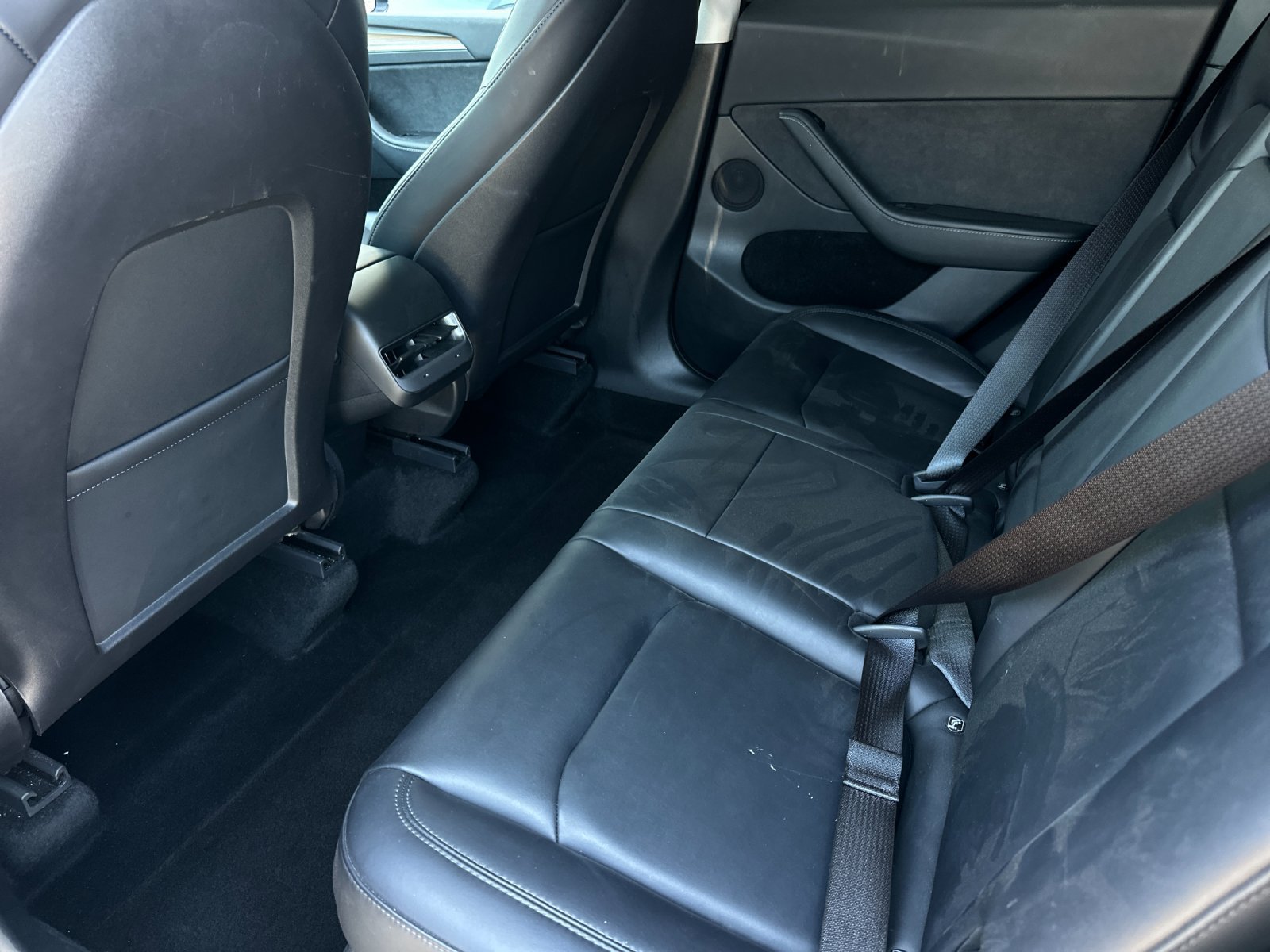 Used 2022 Tesla Model Y Performance AWD/4WD image 12