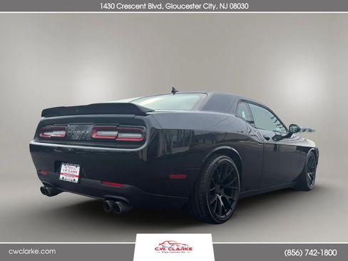 Used 2015 Dodge Challenger R/T Plus image 6